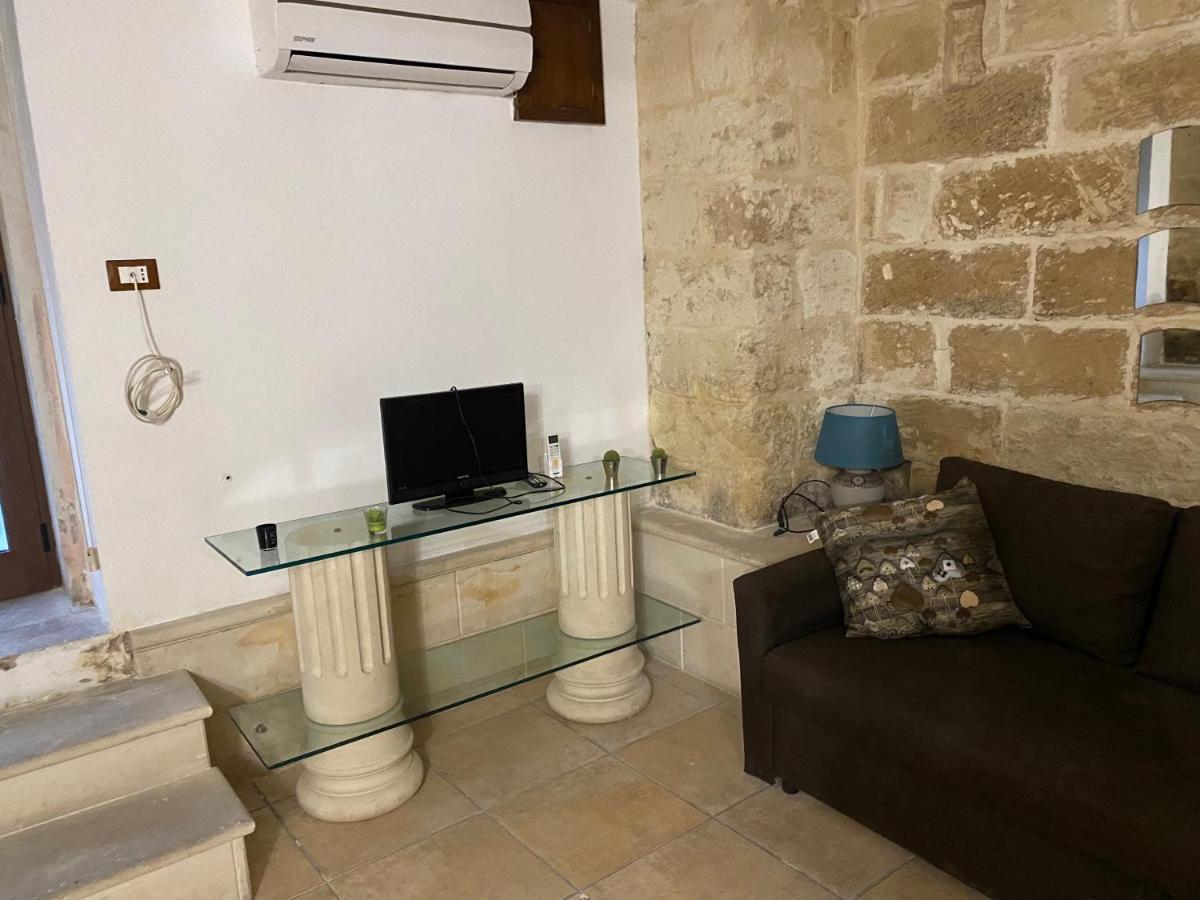 Corte Dei Baroni Apartment Lecce Ngoại thất bức ảnh